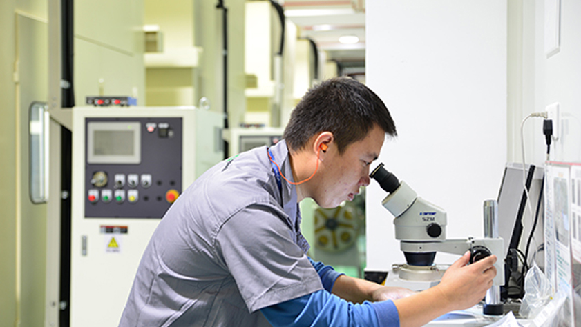 Employees'self-inspection of punching products
