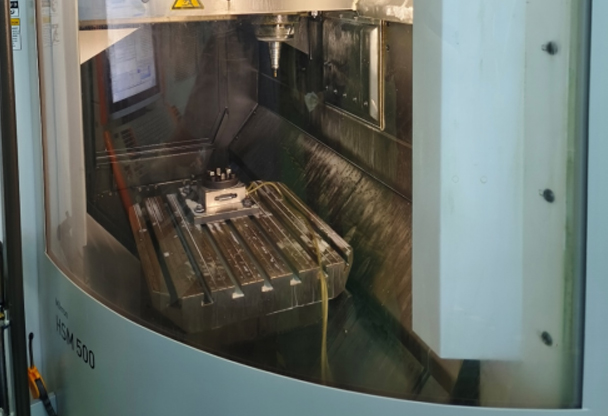 Mikron HSM500 three-axis high-speed milling machine